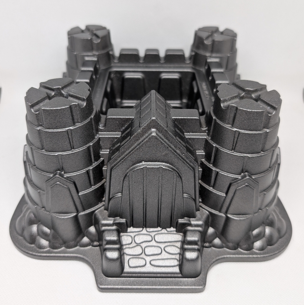 Nordic Ware 10 Cup Castle Bundt Baking Pan